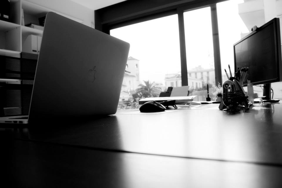 CONTACT US LOUMAKI ANNA