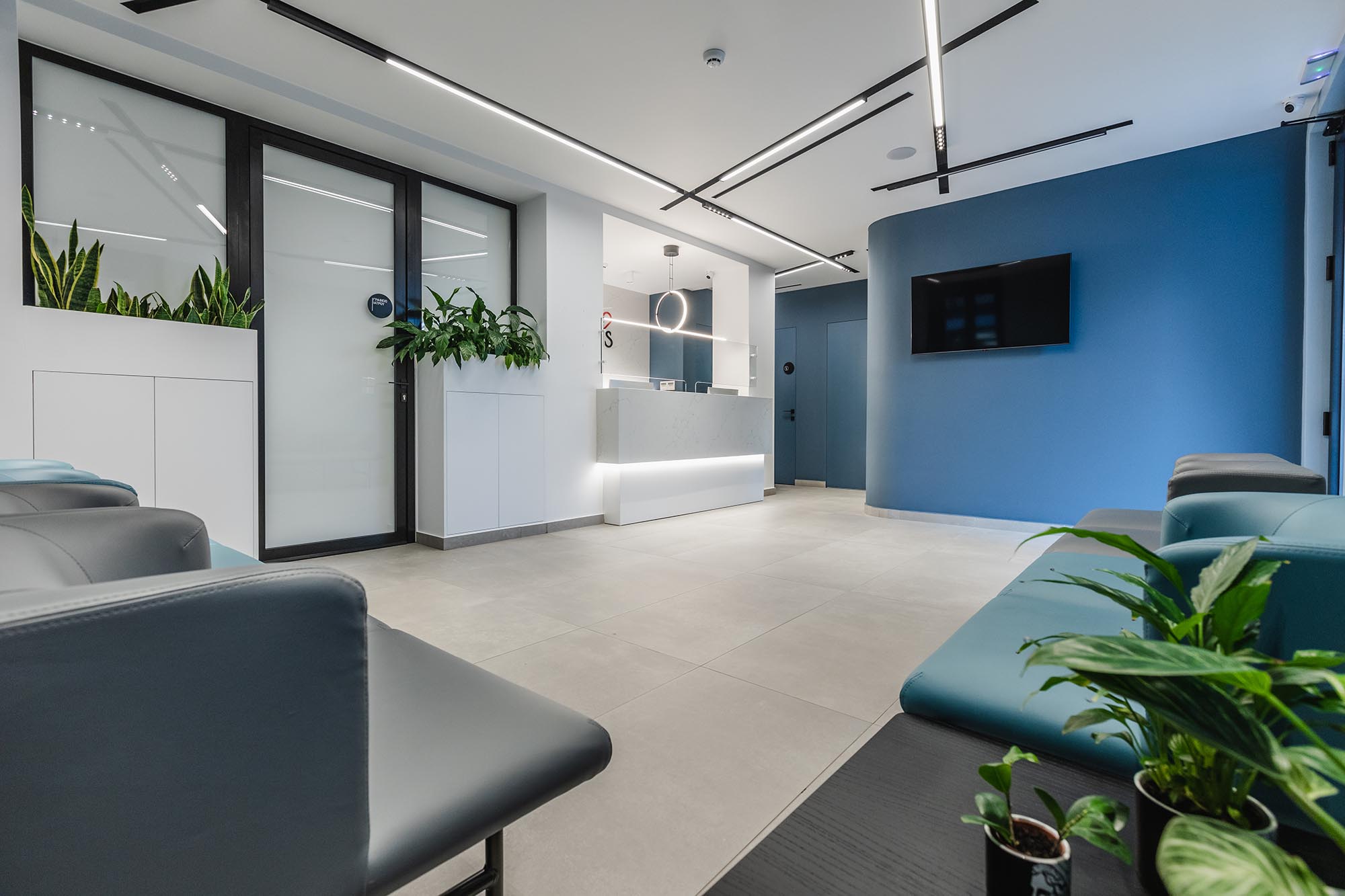 cardiology clinic design minimal modern interior exterior design