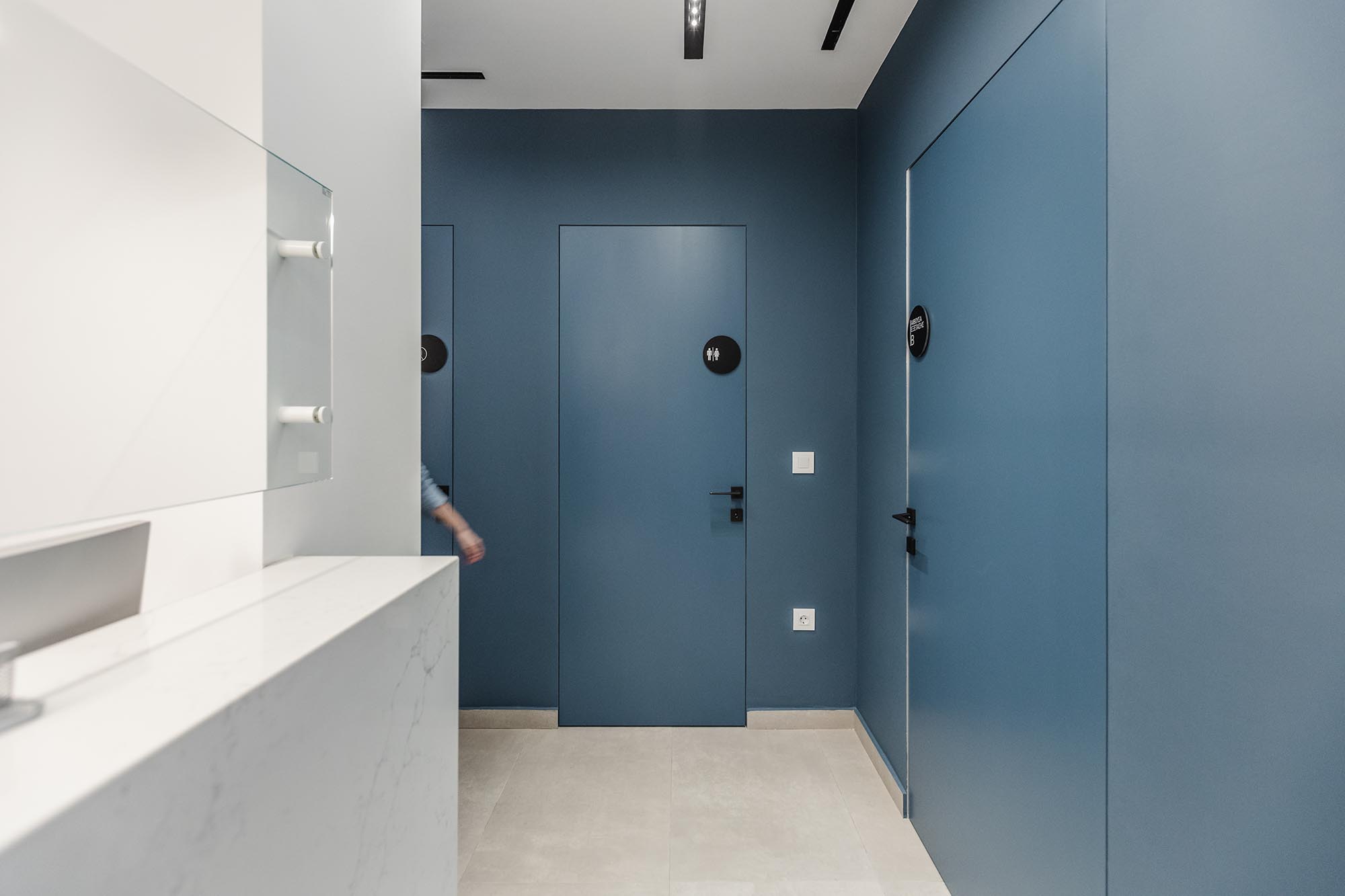 cardiology clinic design minimal modern interior exterior design