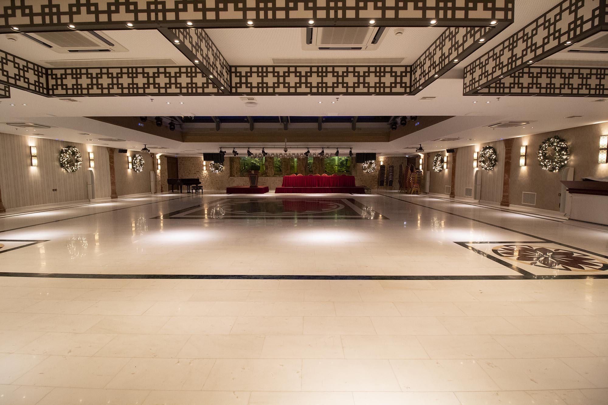 luxury christmas decoration mystras grand palace